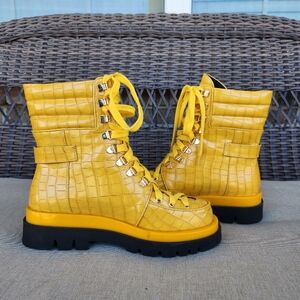 Gold croc Shane Justin boots